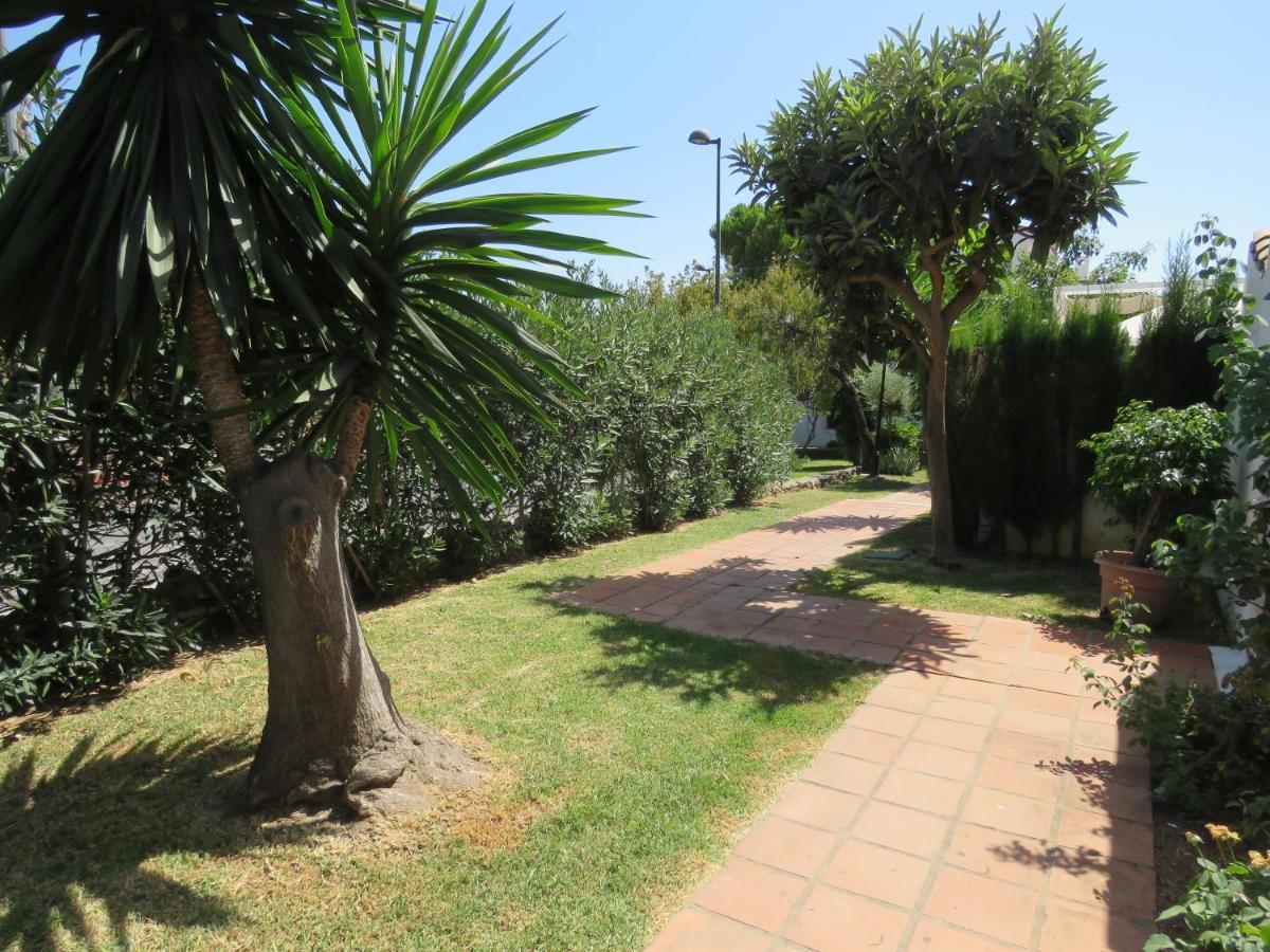 Apartamento bien situado en Marbella Exterior foto