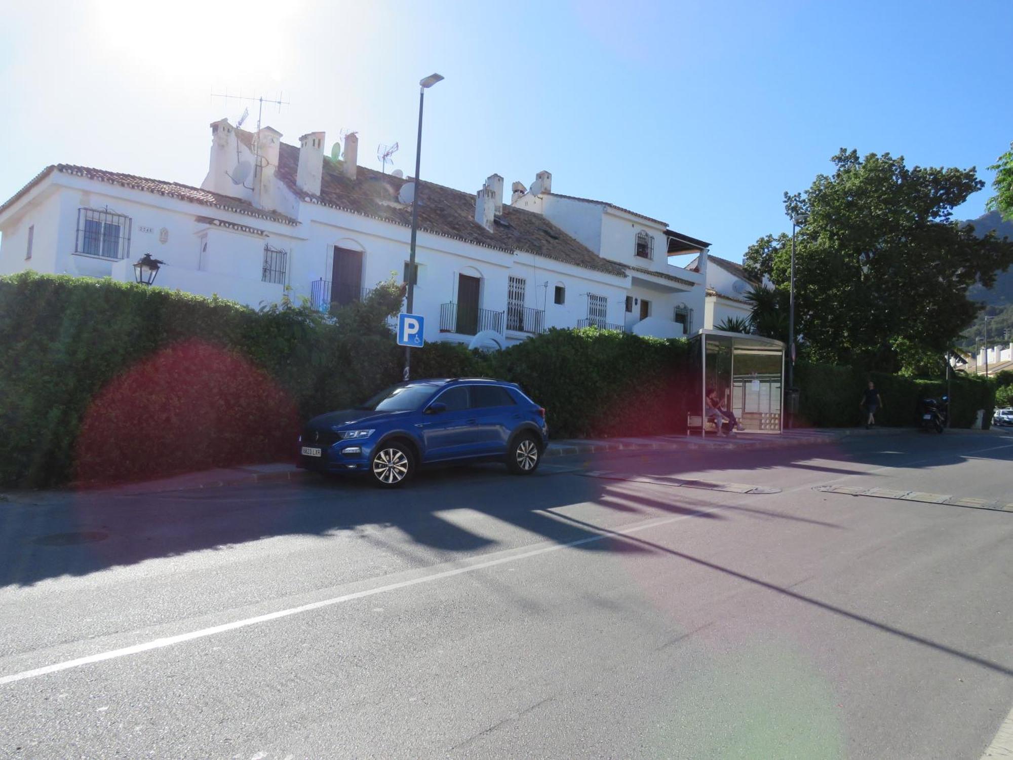 Apartamento bien situado en Marbella Exterior foto